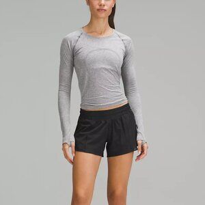 Lululemon Hotty Hot Low-Rise Lined Short 4" Black Size 6